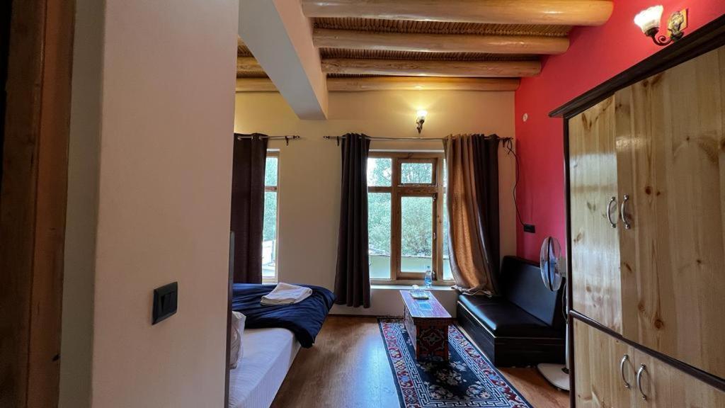 Hidden Leaf Homestay Лех Стая снимка